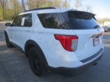 Used 2020 Ford Explorer XLT w/ Comfort Package image 5