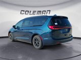New 2025 Chrysler Pacifica Select image 3