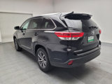Used 2017 Toyota Highlander XLE image 5