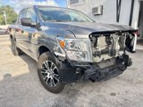 Used 2022 Nissan Titan SV image 3