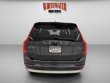 Used 2022 Volvo XC90 T6 Momentum w/ Advanced Package image 3
