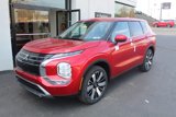 New 2025 Mitsubishi Outlander SE image 3