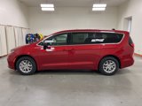 New 2025 Chrysler Pacifica Select image 5