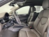 Certified 2024 Porsche Macan Turbo image 5