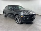Certified 2024 Porsche Macan image 3