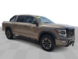 Used 2023 Nissan Titan PRO-4X w/ Pro-4x Convenience Package image 2