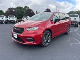 New 2026 Chrysler Pacifica Select image 3