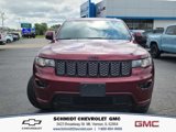 Used 2021 Jeep Grand Cherokee Laredo X image 2