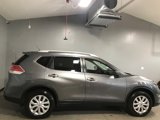 Used 2016 Nissan Rogue S image 2