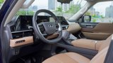Used 2025 INFINITI QX80 Sensory image 4