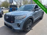 Used 2025 Ford Explorer ST image 2