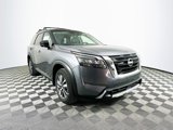 New 2025 Nissan Pathfinder SL image 2