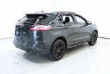 Used 2024 Ford Edge SE w/ Black Appearance Package image 4