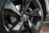 Used 2019 Bentley Bentayga image 3