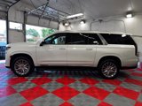 Used 2023 Cadillac Escalade ESV Premium Luxury image 4