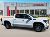 Used 2025 GMC Sierra 1500 SLT image 2