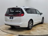 New 2026 Chrysler Pacifica Pinnacle image 5
