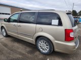 Used 2013 Chrysler Town & Country Touring-L w/ Premium Group image 3