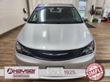Certified 2022 Chrysler Voyager LX image 2