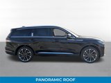 New 2025 Lincoln Aviator Reserve image 2