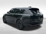 Certified 2025 Land Rover Range Rover SE image 3