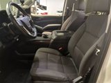 Used 2017 GMC Yukon XL SLE w/ SLE Value Package image 6