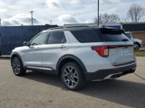 New 2025 Ford Explorer Platinum image 4