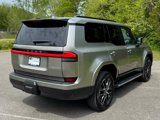 Used 2025 Lexus GX 550 image 3