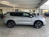 New 2025 Mitsubishi Outlander SE image 2