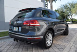 Used 2016 Volkswagen Touareg Sport image 6