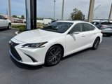 Used 2023 Lexus ES 250 w/ Premium Package image 3