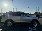 Used 2019 Nissan Rogue SV image 4