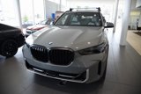 New 2025 BMW X5 xDrive40i w/ Parking Assistance Package image 4