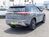 New 2025 Nissan Pathfinder Platinum image 5