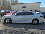 Used 2022 Toyota Camry LE image 3