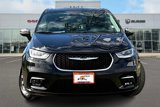 Used 2023 Chrysler Pacifica Limited image 5