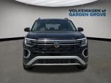 New 2025 Volkswagen Atlas Peak Edition SE image 3