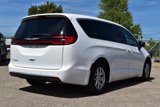 Used 2024 Chrysler Pacifica Touring image 5