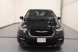Used 2023 Chrysler Pacifica Touring-L image 3