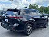 Used 2024 Toyota Highlander XLE image 5