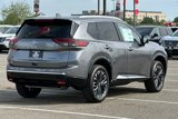 New 2025 Nissan Rogue Platinum image 5
