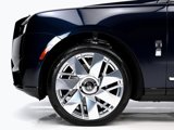 Used 2025 Rolls-Royce Cullinan image 5