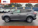 Used 2018 Toyota RAV4 LE image 2