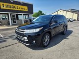 Used 2019 Toyota Highlander XLE image 2