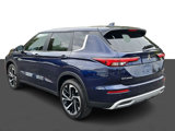 New 2025 Mitsubishi Outlander SE image 3