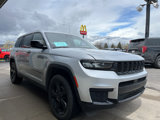 Used 2023 Jeep Grand Cherokee L Laredo image 4