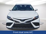 Used 2023 Toyota Camry SE image 2