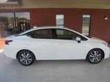 Used 2020 Nissan Versa SV image 2