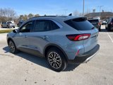 Used 2024 Ford Escape SE image 3