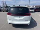 New 2024 Chrysler Pacifica Limited w/ S Appearance Package image 4